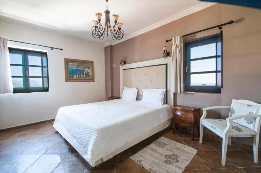 Areos Polis Boutique Hotel อาเรโอโปลิส ภายนอก รูปภาพ