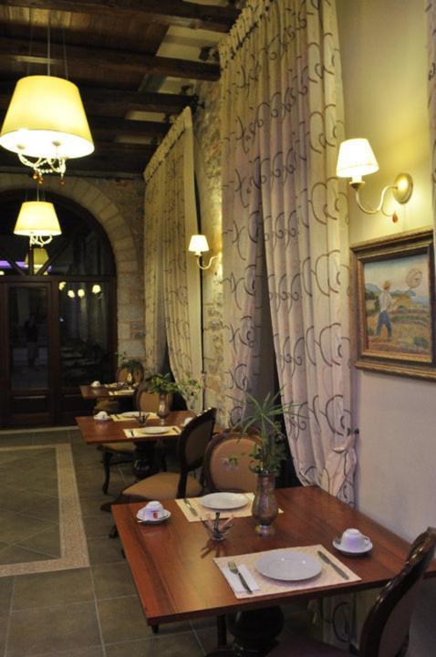 Areos Polis Boutique Hotel อาเรโอโปลิส ภายนอก รูปภาพ