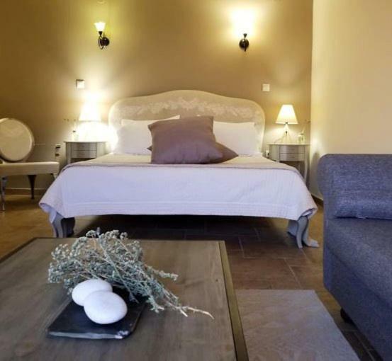 Areos Polis Boutique Hotel อาเรโอโปลิส ภายนอก รูปภาพ